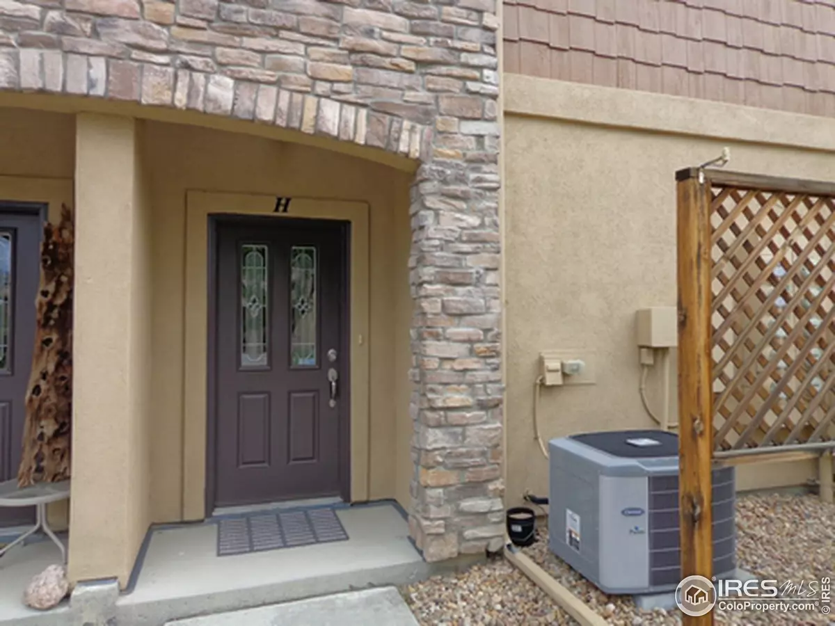 Longmont, CO 80504,2225 Calais Dr #9H