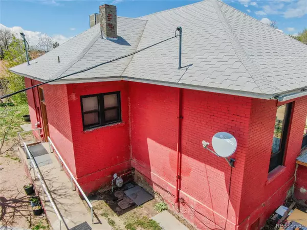 Walsenburg, CO 81089,611 W 7th St