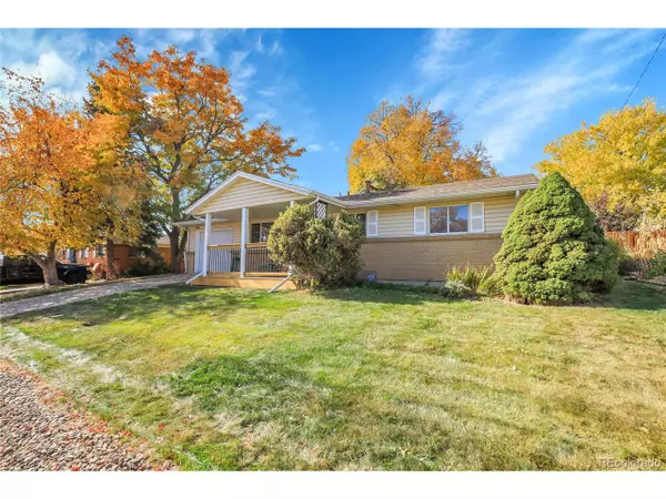 881 Oak St, Lakewood, CO 80215