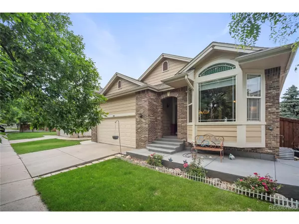 6581 W Alamo Dr, Littleton, CO 80123