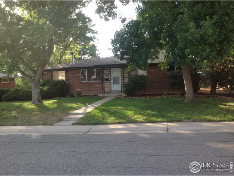 8239 Benton Way, Arvada, CO 80003