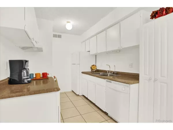 Thornton, CO 80260,10211 Ura_ Ln #101