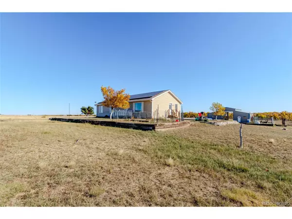 49950 E 48th Ave, Bennett, CO 80102