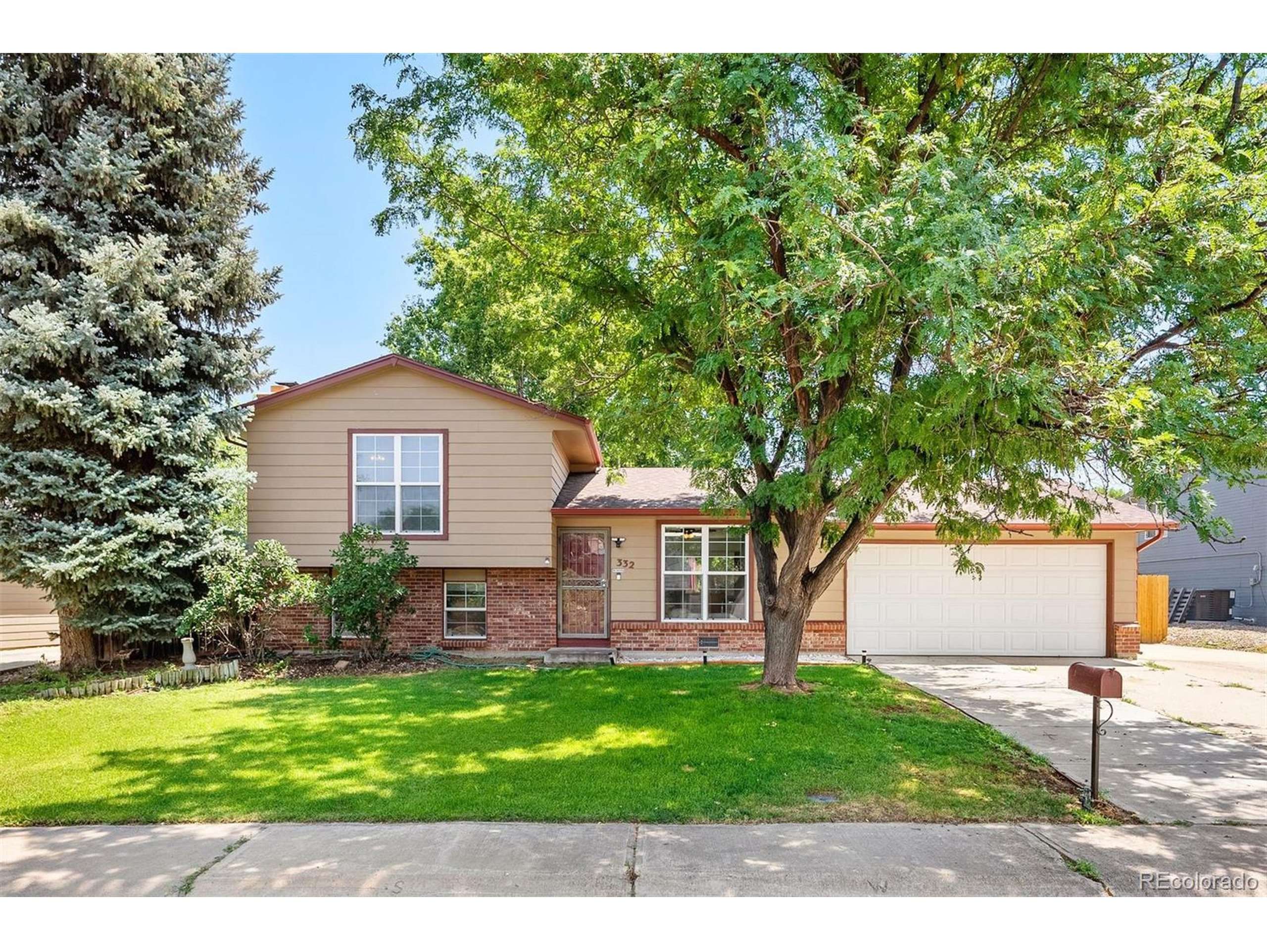 332 S 31st Ave, Brighton, CO 80601