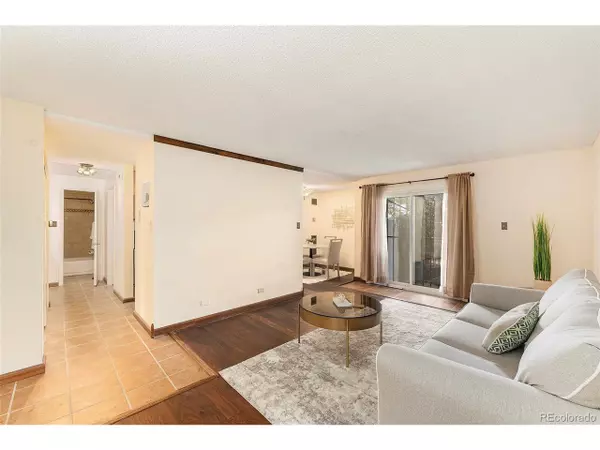 Denver, CO 80222,2375 S Linden Ct #118