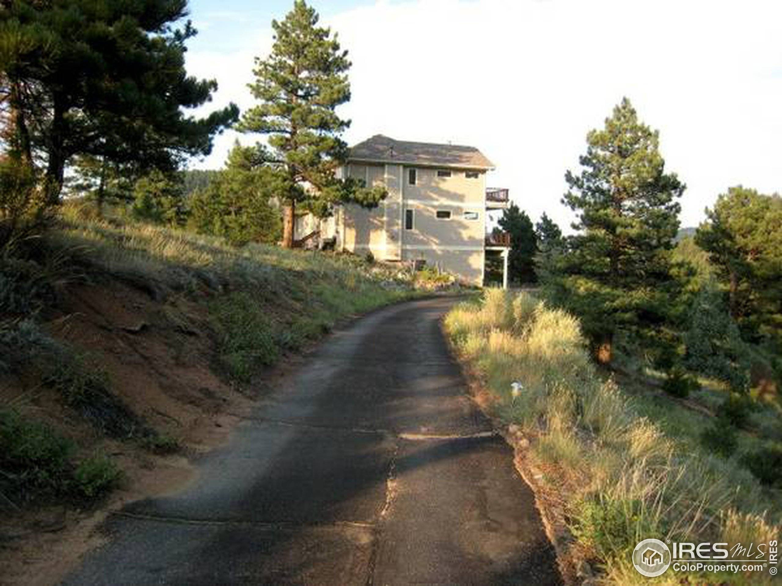 Nederland, CO 80466,300 Magnolia Dr