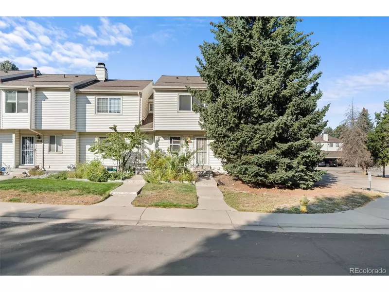 4167 S Mobile Cir #A, Aurora, CO 80013