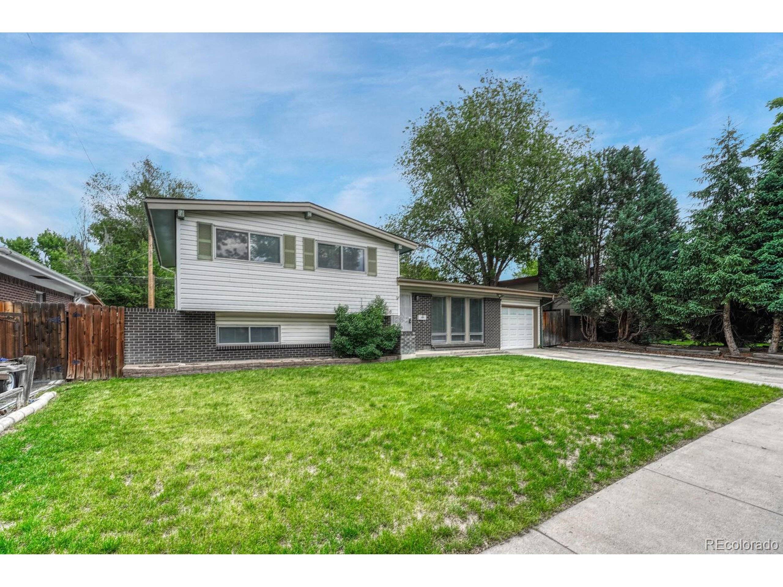 2729 N Prospect St, Colorado Springs, CO 80907