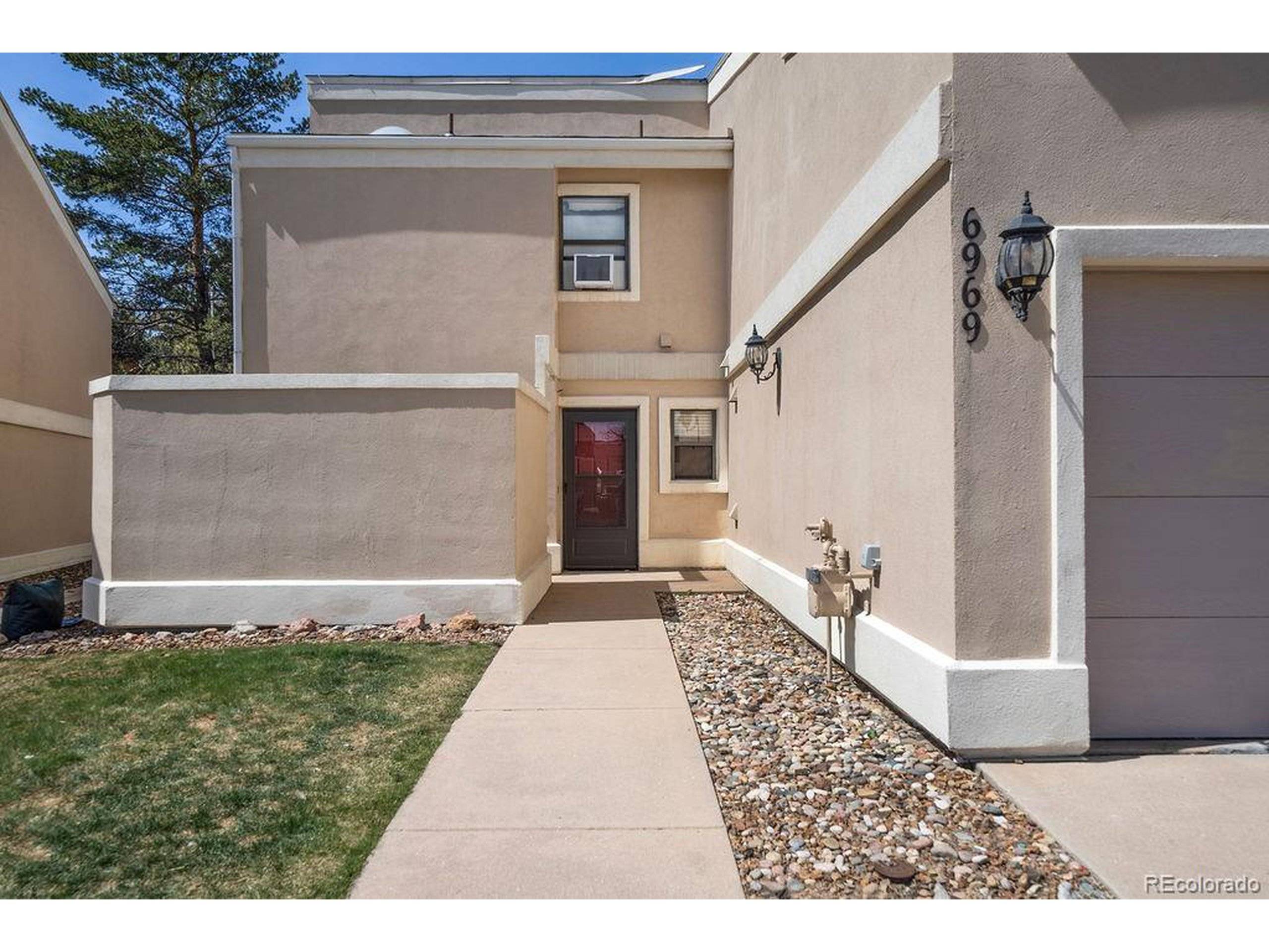 Colorado Springs, CO 80919,6969 Gayle Lyn Ln