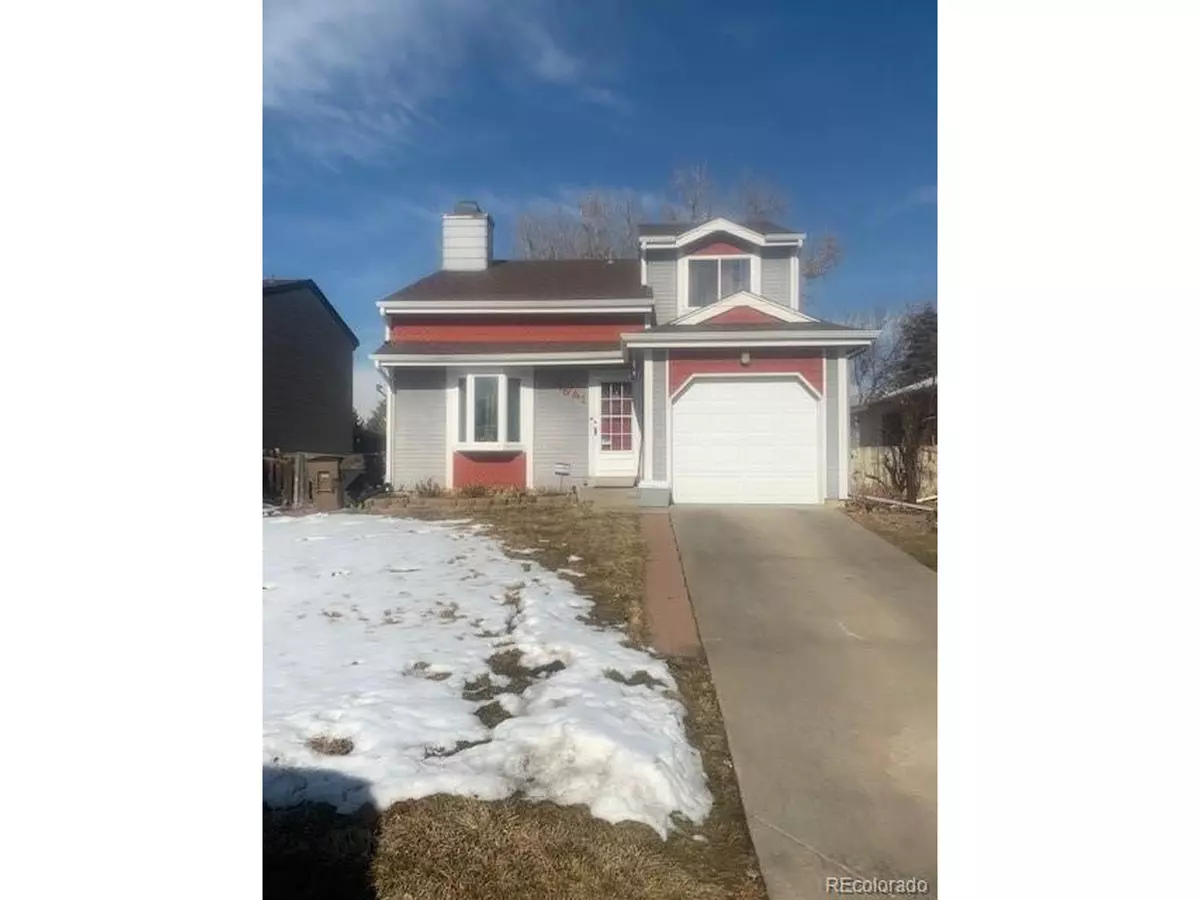 Arvada, CO 80003,7641 Gray Way