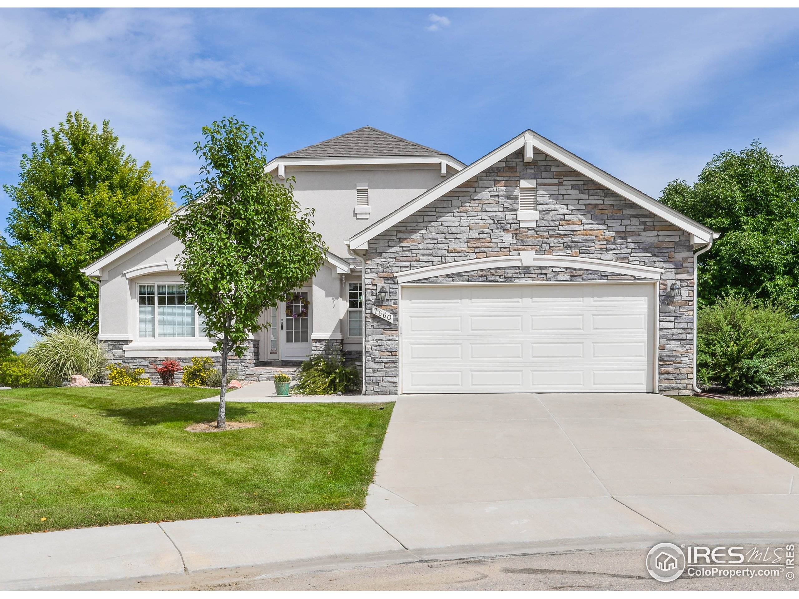 7660 Promontory Dr, Windsor, CO 80528