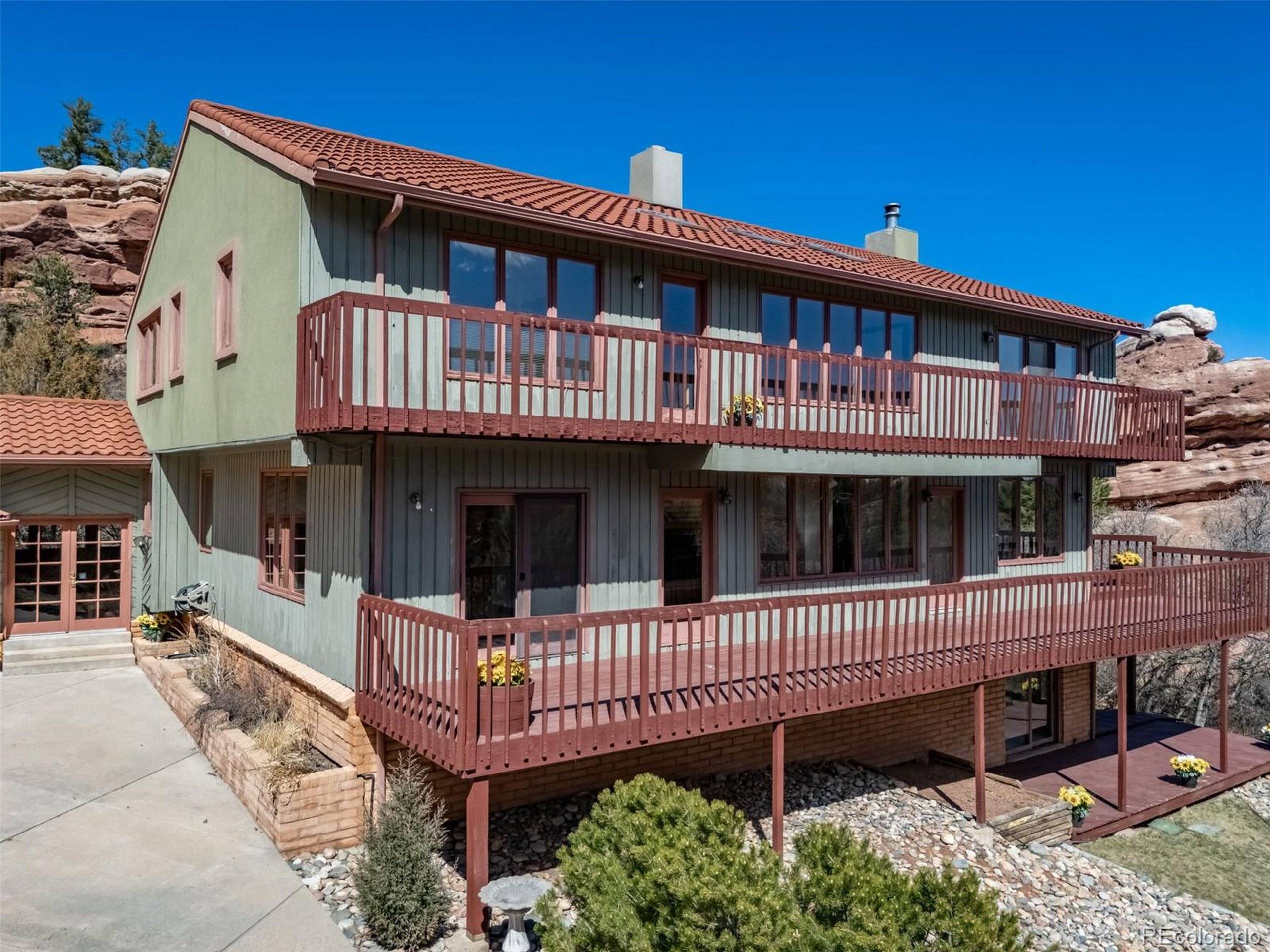 Larkspur, CO 80118,6601 Pike Cir