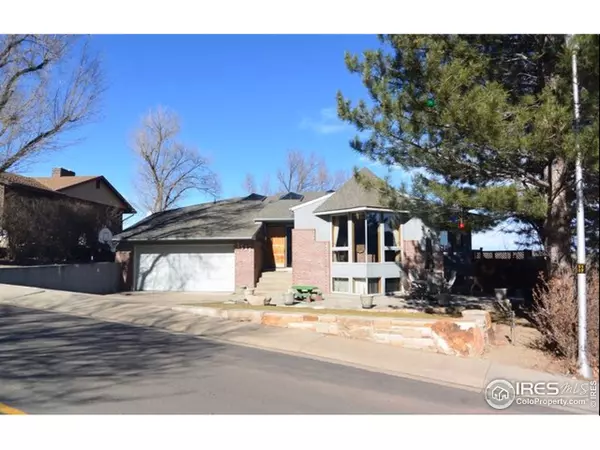 2525 Balsam Dr, Boulder, CO 80304