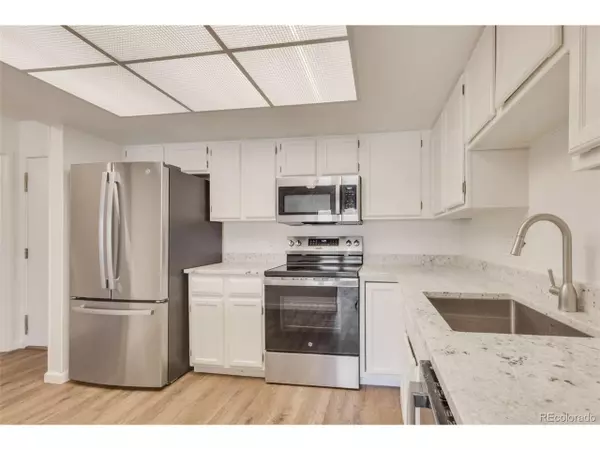 Aurora, CO 80014,13992 E Marina Dr #109