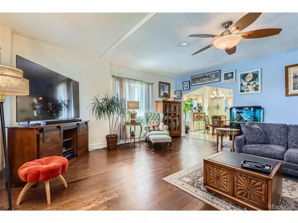 Denver, CO 80220,1559 Elm St
