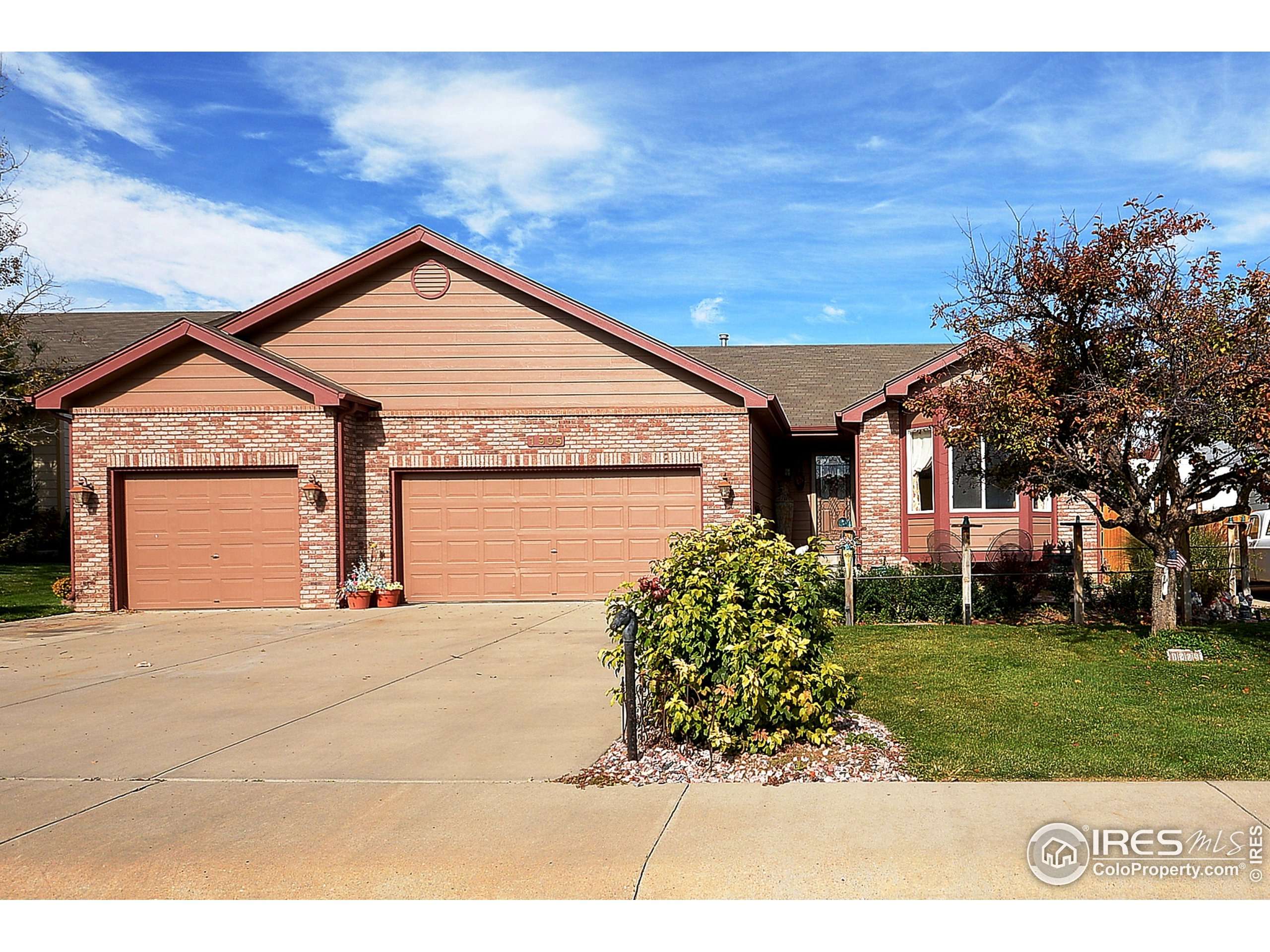 1905 Sherwood Ln, Johnstown, CO 80534