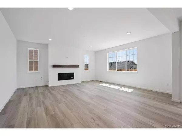Aurora, CO 80019,25040 E 42nd Ave