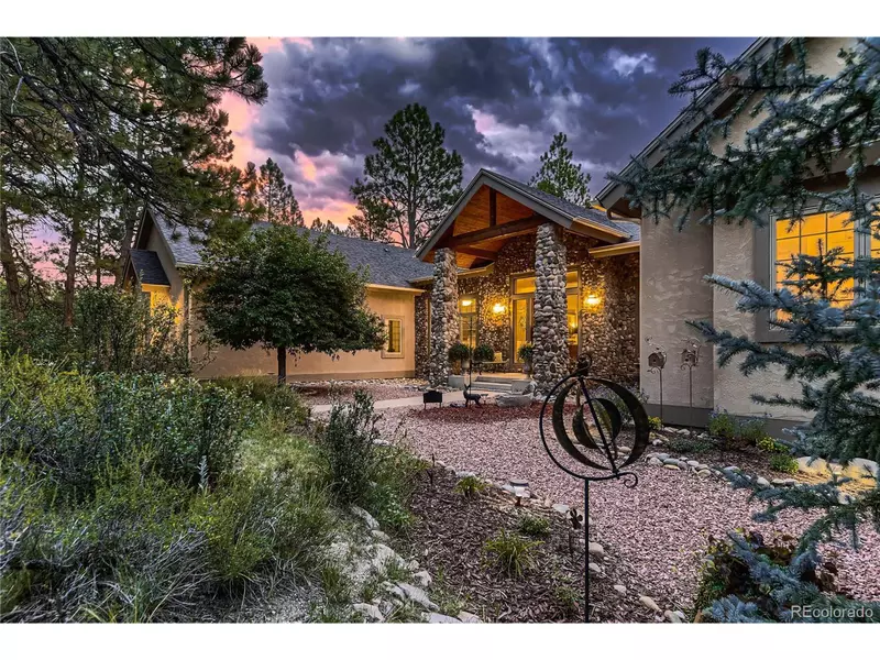 9340 Comanche Pines Dr, Franktown, CO 80116