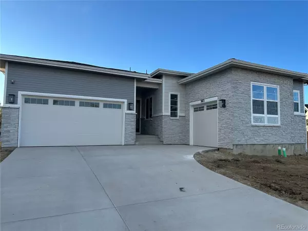 3813 Emerald Shore Cir, Loveland, CO 80538