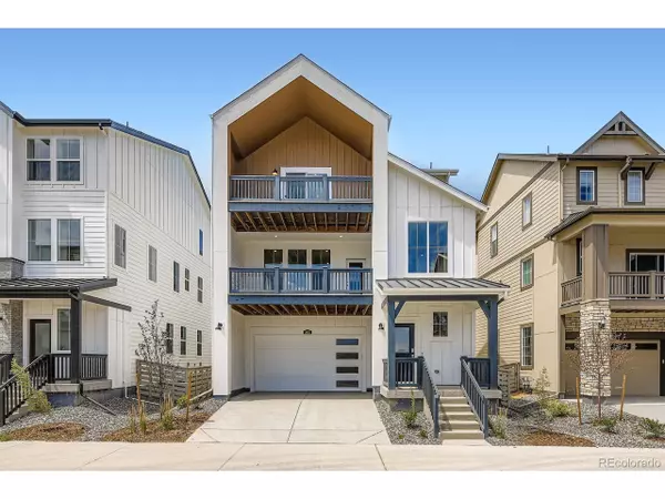 8851 Waterleaf Ln, Littleton, CO 80125