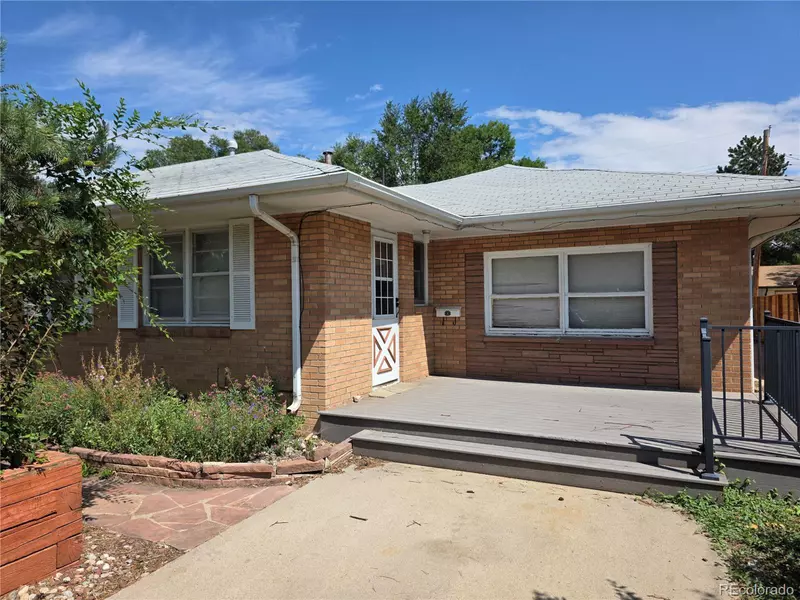 1332 Lincoln St, Longmont, CO 80501