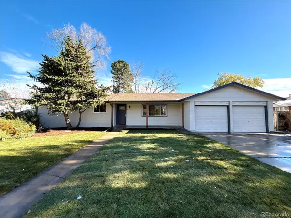 6452 Owens St,  Arvada,  CO 80004