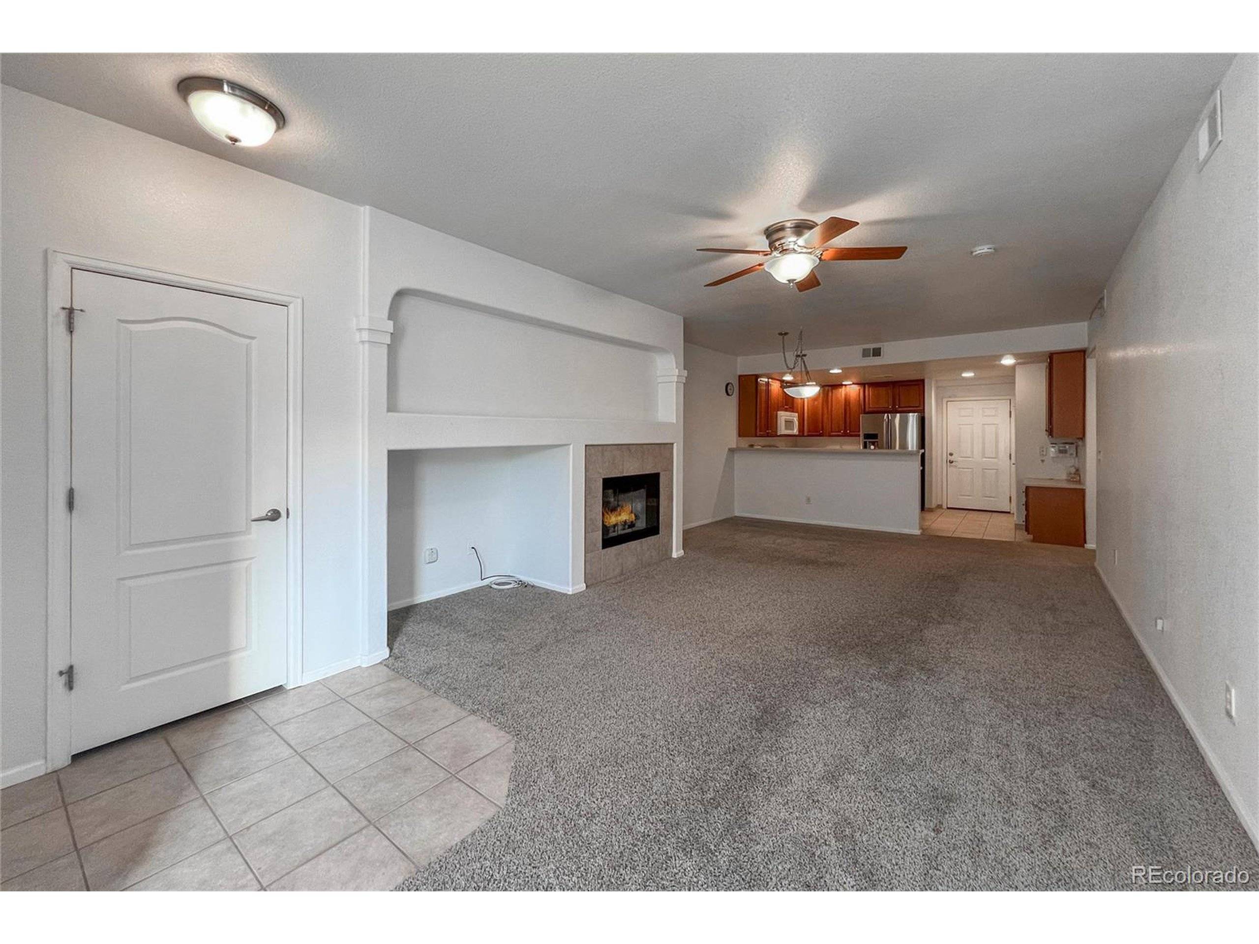 Longmont, CO 80504,2239 Calais Dr #E
