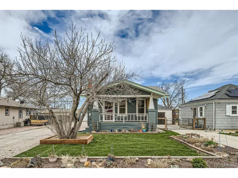 151 S 10th Ave, Brighton, CO 80601
