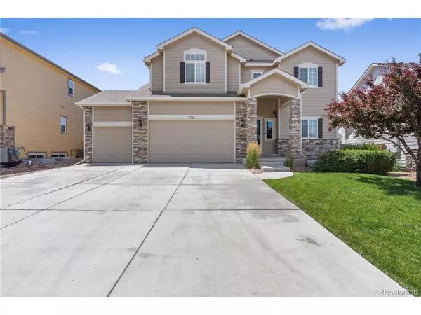 332 Glenroy Dr, Johnstown, CO 80534