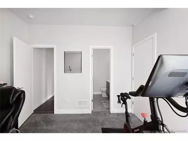 Lakewood, CO 80214,5566 W 11th Pl