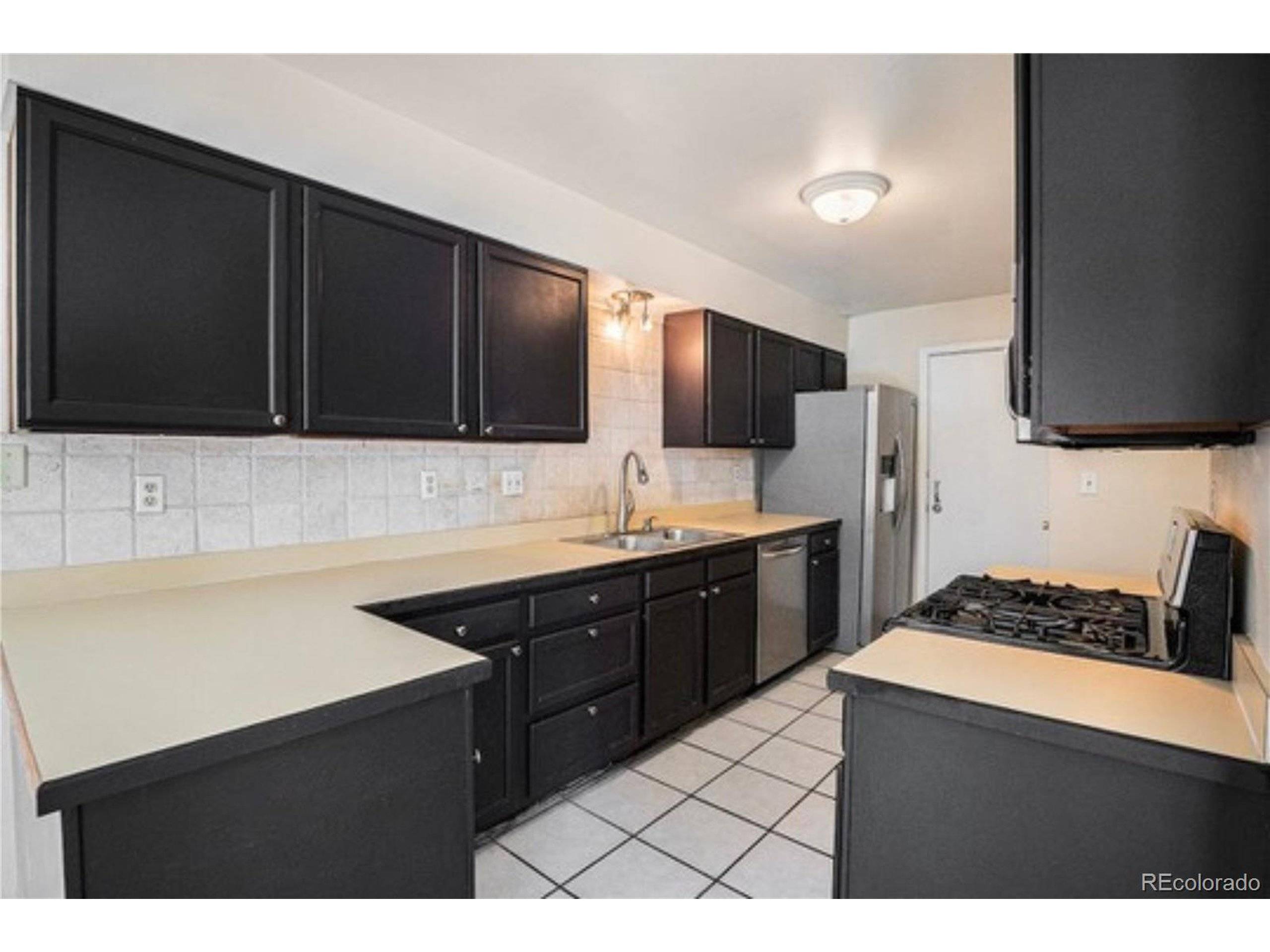 Denver, CO 80231,1566 S Syracuse St
