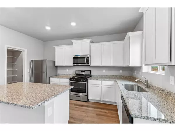 Severance, CO 80550,976 Cascade Falls St