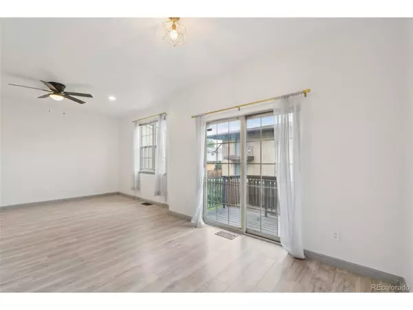 Denver, CO 80232,6973 W Louisiana Ave #E