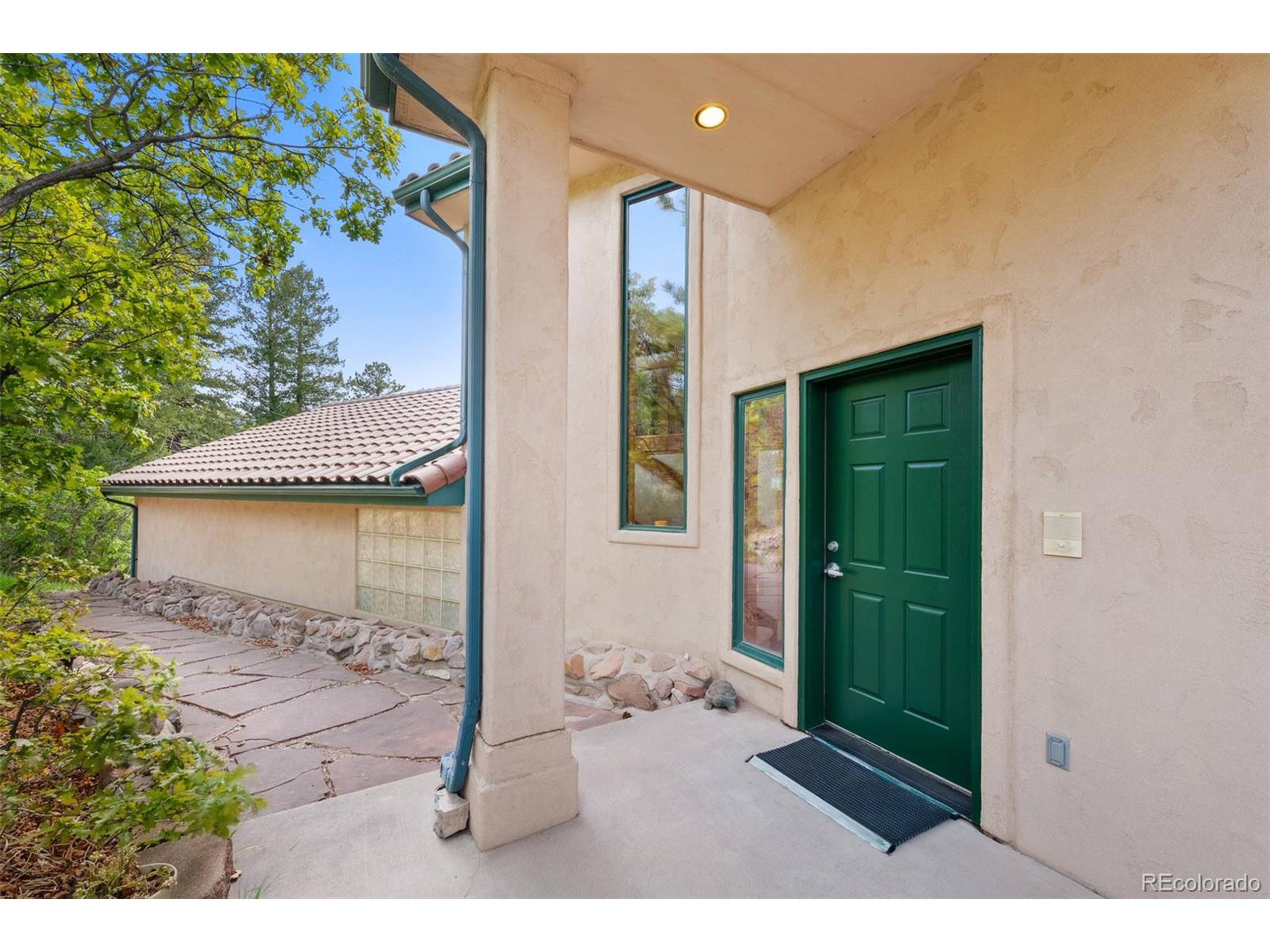Castle Rock, CO 80108,857 Pawnee Trl