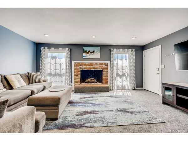 Denver, CO 80237,3825 S Monaco Pkwy #219