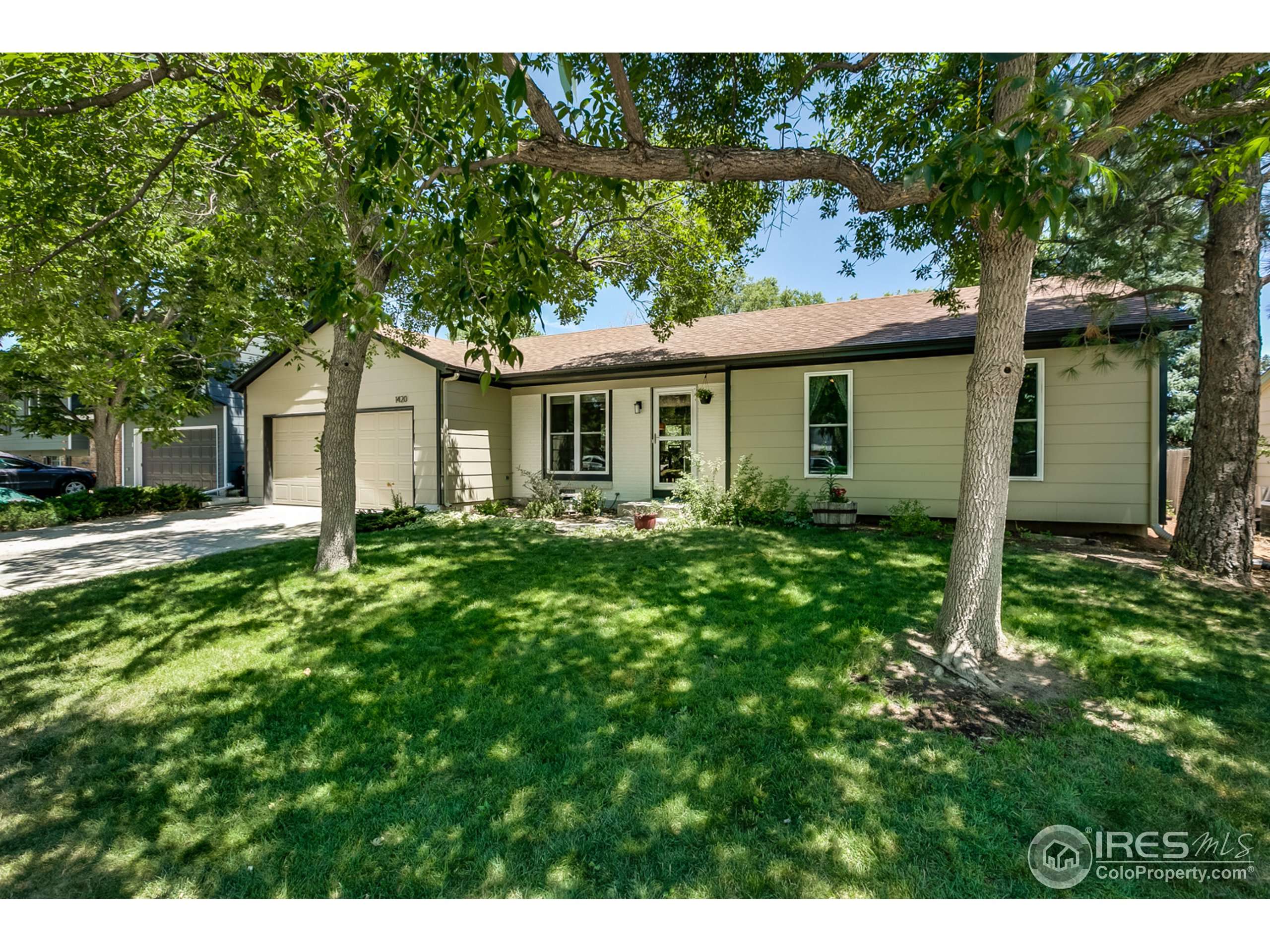 1420 Fillmore Pl, Louisville, CO 80027
