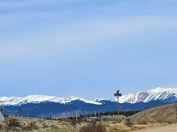 2486 Arrowhead Dr, Jefferson, CO 80456