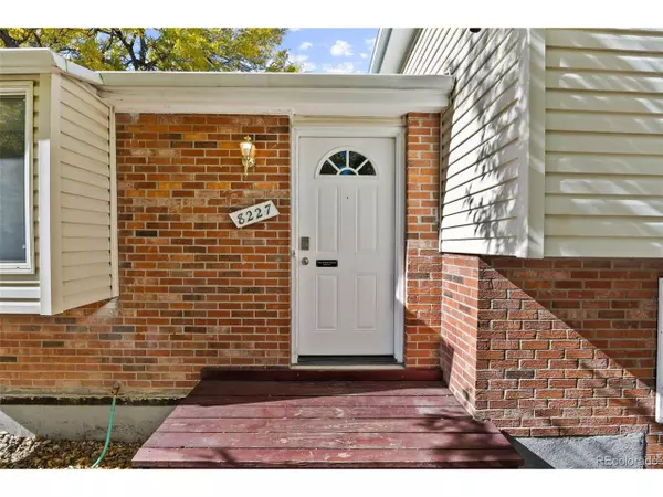 Arvada, CO 80005,8227 Yarrow Ct