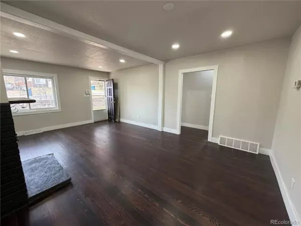 Englewood, CO 80110,3330 S Bryant St