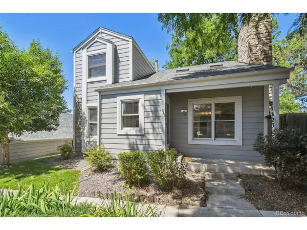 11623 E Cornell Cir, Aurora, CO 80014
