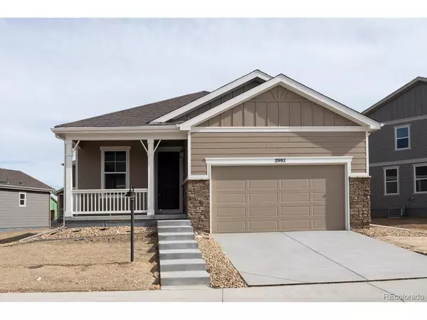 2992 Pawnee Creek Dr, Loveland, CO 80538