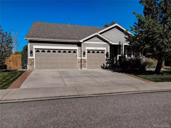 921 Glenarbor Cir,  Longmont,  CO 80504