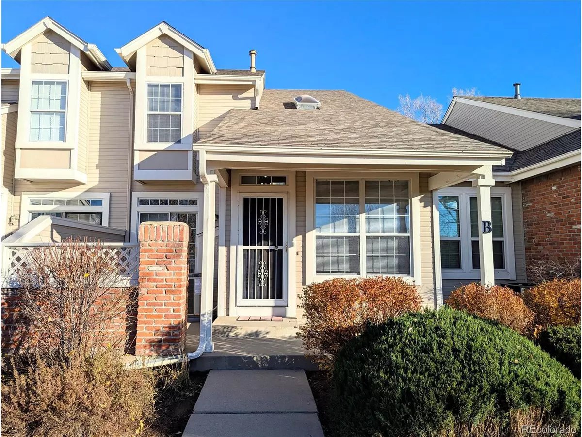 Littleton, CO 80120,2906 W Long Cir #B