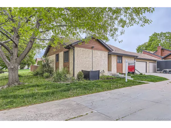 671 Brentwood St, Lakewood, CO 80214