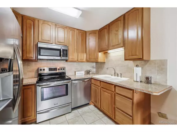 Denver, CO 80247,715 S Alton Way #5D