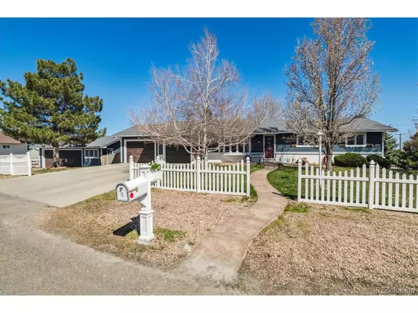 635 E 2nd Ave, Castle Rock, CO 80108