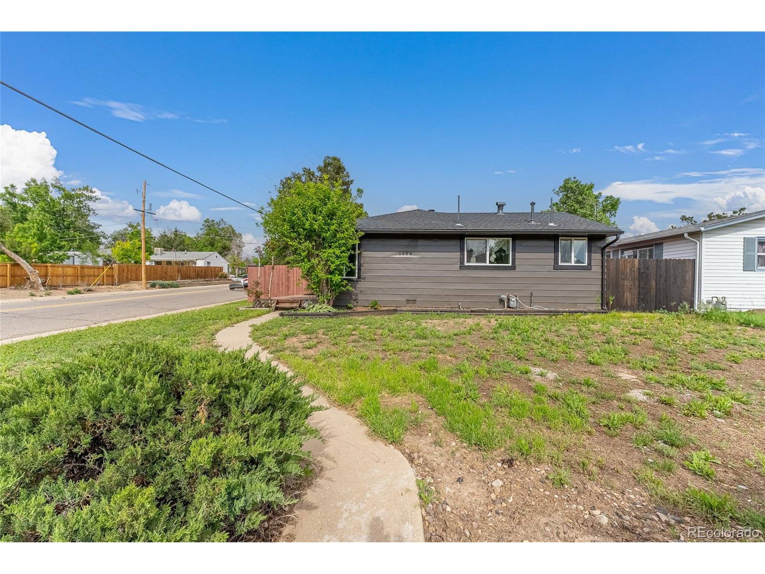 Aurora, CO 80010,1096 Florence St