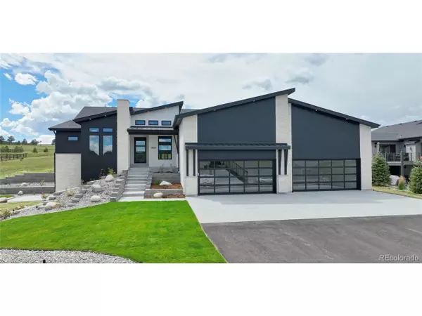 3826 Pinehurst Cir, Colorado Springs, CO 80908