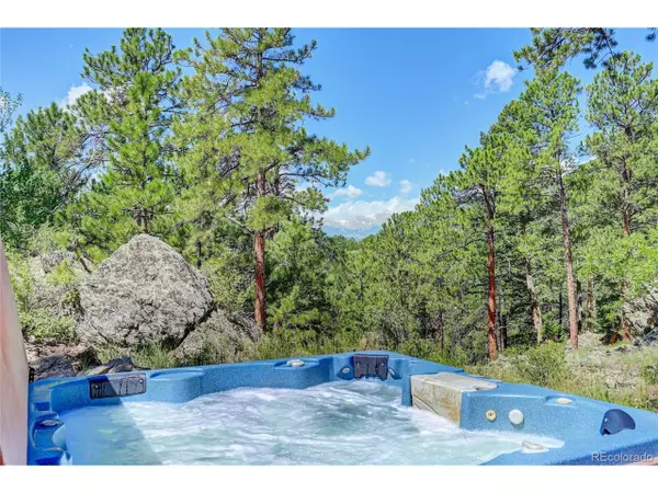 Evergreen, CO 80439,261 Columbine Ln