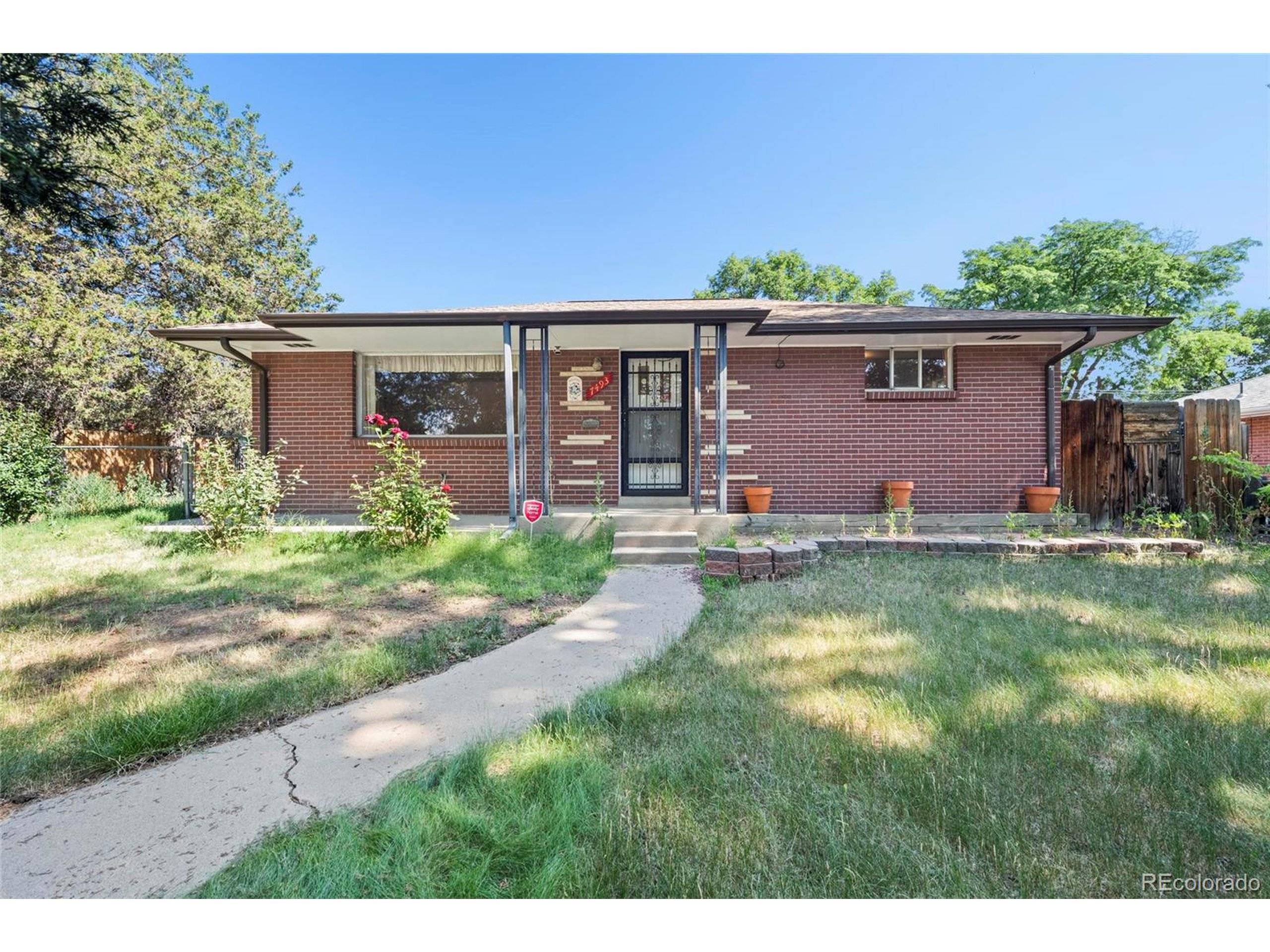 7493 W 67th Pl, Arvada, CO 80003